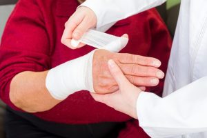 Doctor for Wound Dressing Why Professional Care Matters More Than You Think